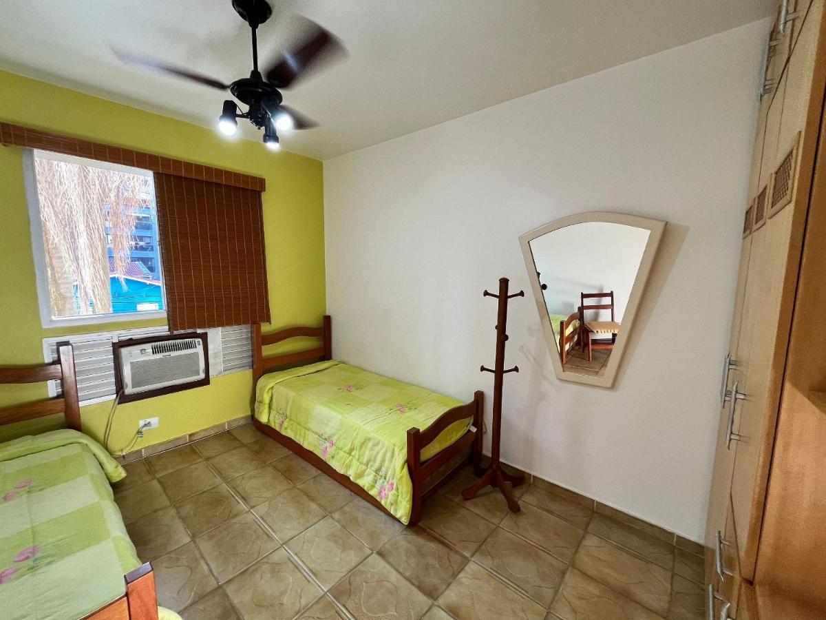 Super Aconchegante E Espacoso - Sacada Ampla E Perto Da Praia - Super Confortavel - Ap. 13 - Ed. Maison Du Parc Guaruja Bagian luar foto